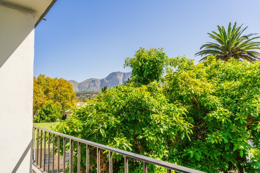 1 Bedroom Property for Sale in Wynberg Western Cape